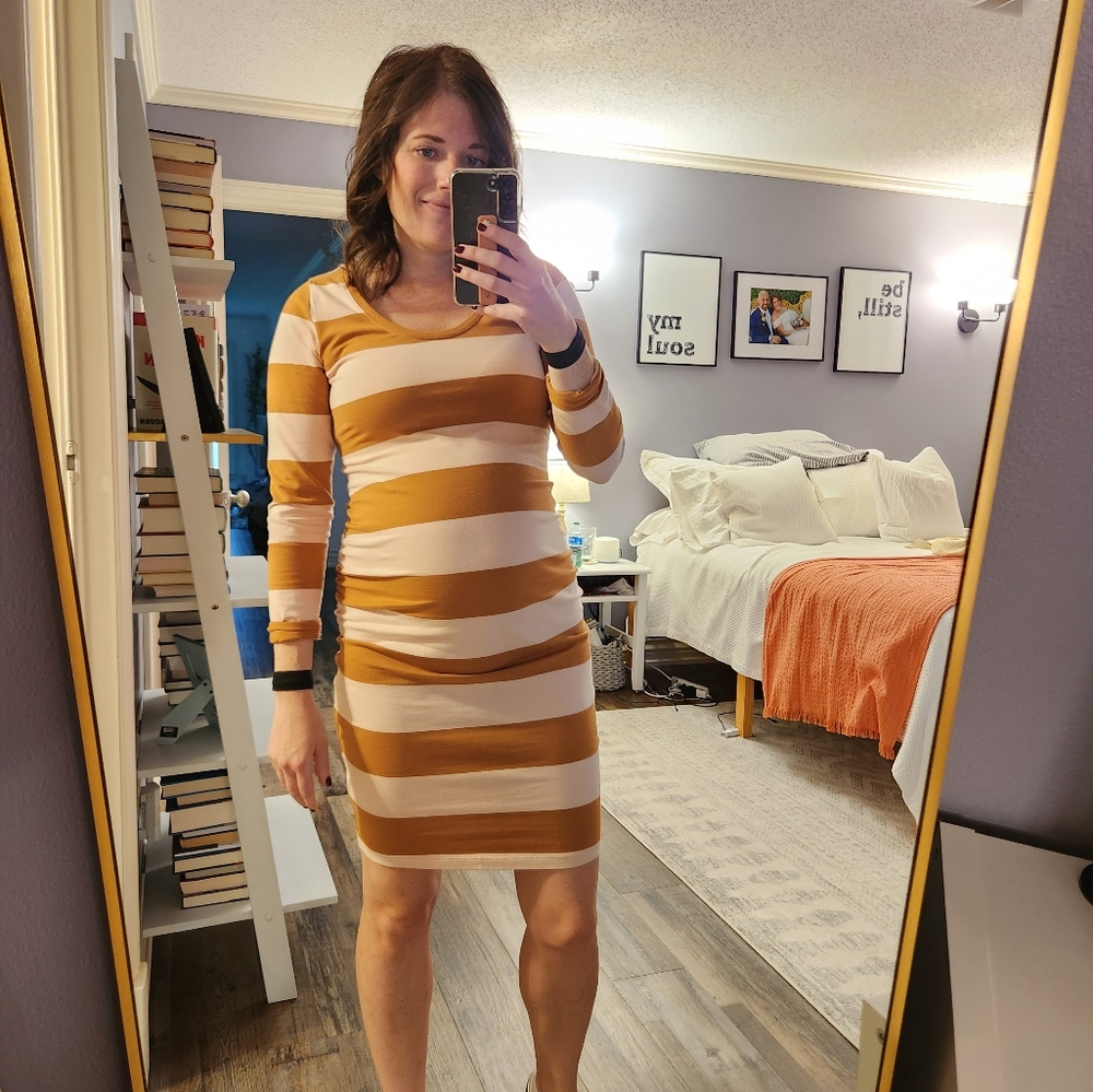 Old Navy bodycon maternity dress
